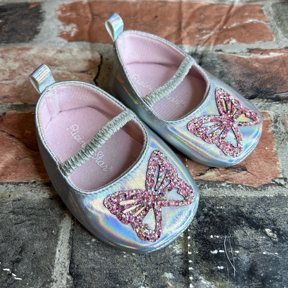 5 for $25🔥Rising Star Metallic Silver‎ Butterfly Flats Baby Size 6-9 Months